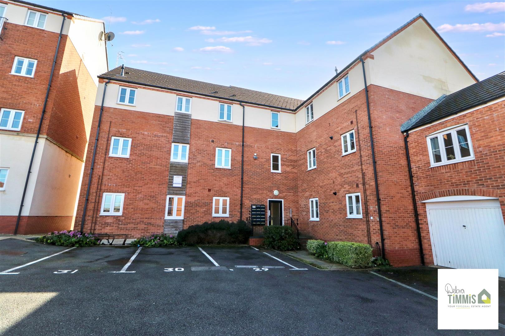 2 bed property in Burtree Drive, Stoke-On-Trent